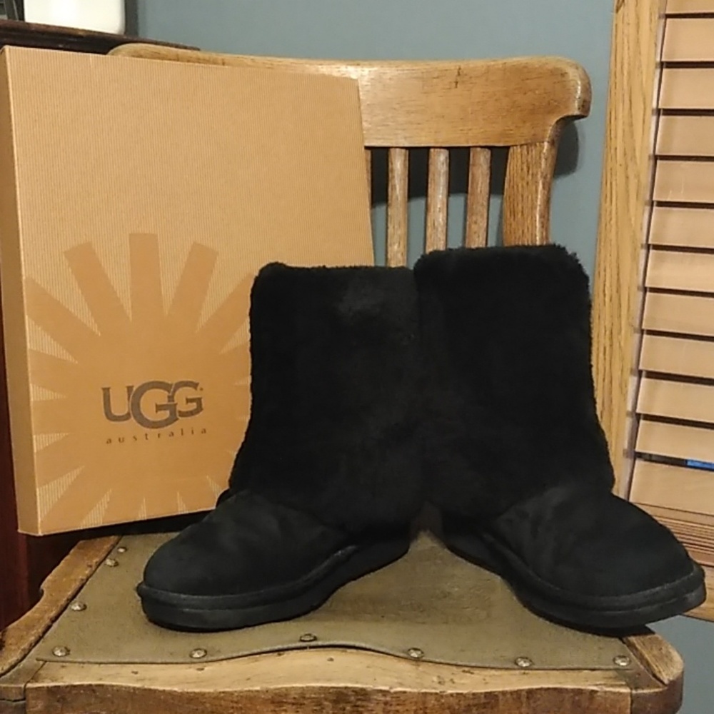 UGG Australia Women's Patton Size 8